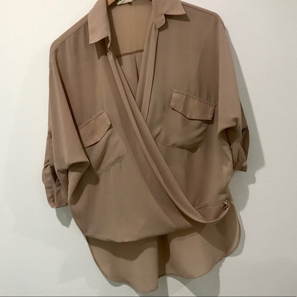 Tobi blush pink short sleeve blouse size medium